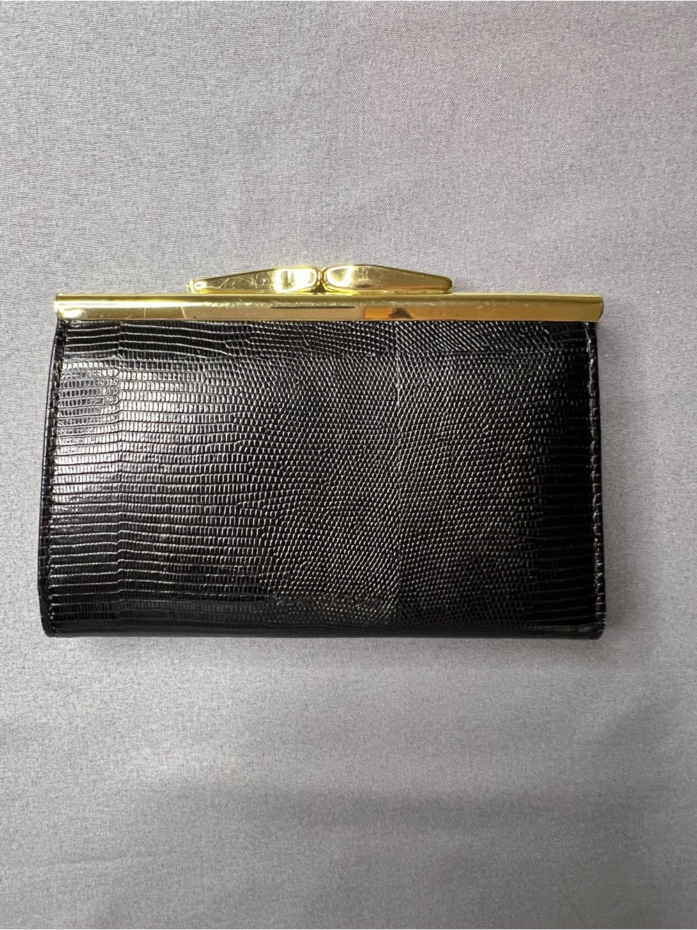 Vintage Black Leather Coin Purse | Gold Kiss Lock Frame | Credit Card Holder
